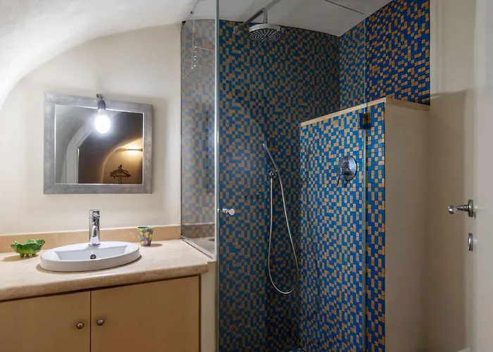 Apartment Guesthost - Palazzo Costaguti In The Heart Of