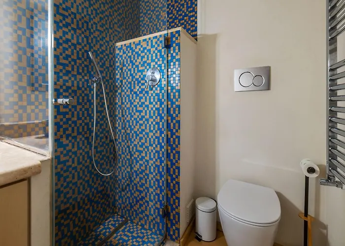 Guesthost - Palazzo Costaguti In The Heart Of *